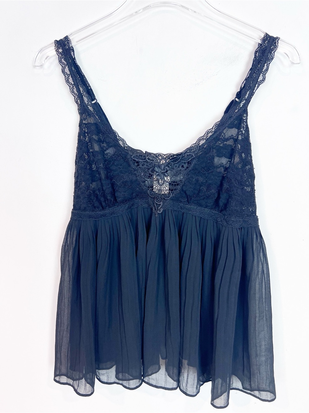 IN BLOOM BLACK LACE SHEER SLEEVELESS CAMI SLEEP TANK LINGERIE SZ SMALL